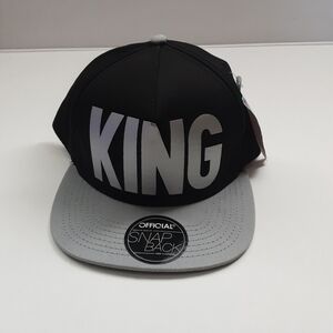 OFFICIAL KING SNAPBACK HAT NWT
